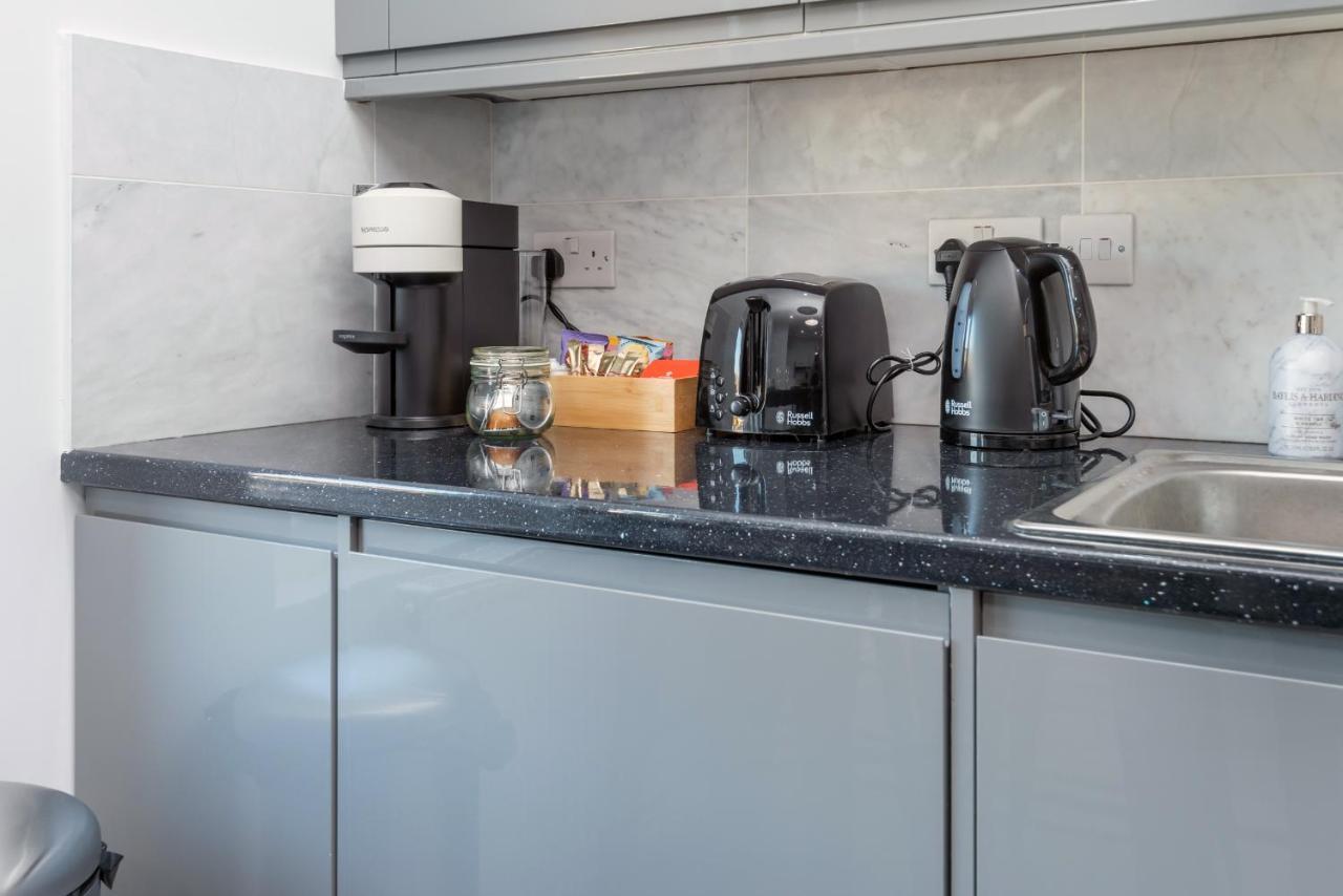 Taylor'S Apartment Wimbledon ロンドン エクステリア 写真
