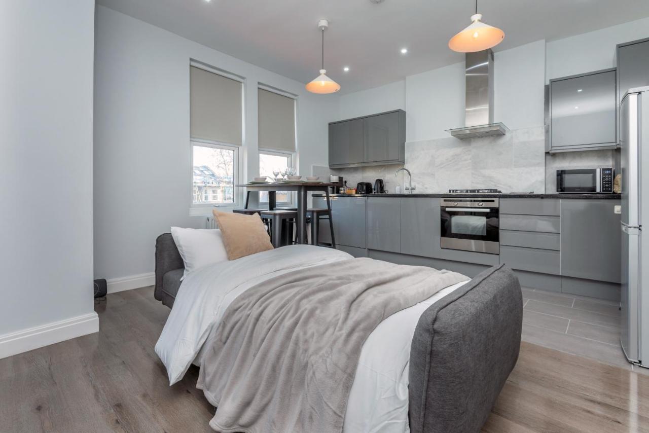 Taylor'S Apartment Wimbledon ロンドン エクステリア 写真